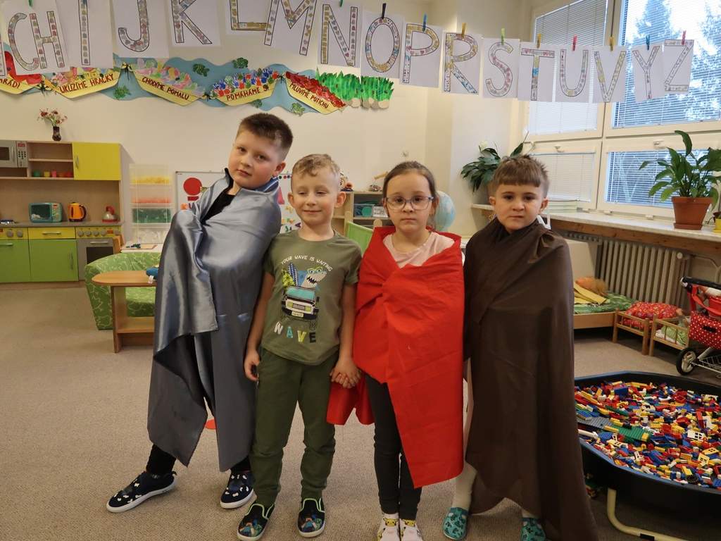 Učíme se s pohádkou: O dvanácti měsíčkách